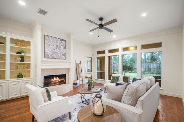 46 Hillock Woods, The Woodlands, TX 77380