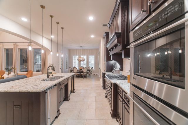 46 S Shasta Bend Circle, The Woodlands, TX 77389