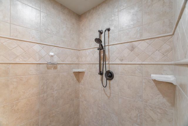 46 S Shasta Bend Circle, The Woodlands, TX 77389