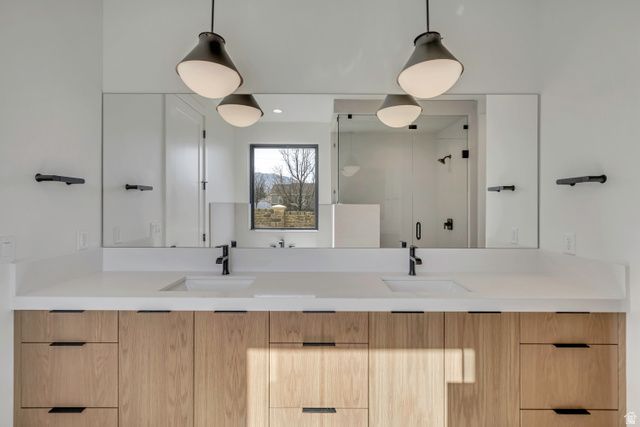 13084 S JJ FARMS LN, Herriman, UT 84096