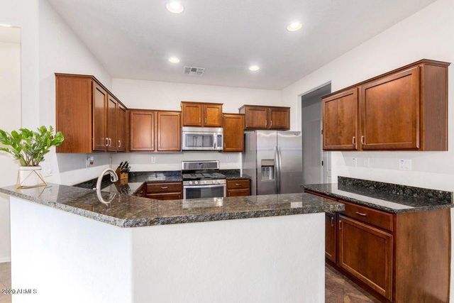 10811 W El Cortez Place, Peoria, AZ 85383