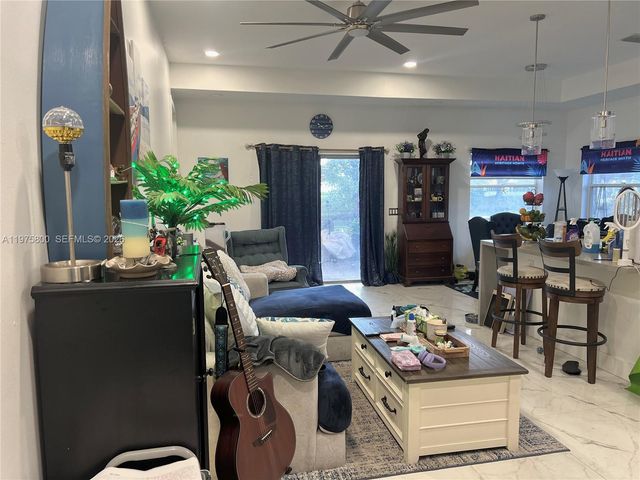 8320 SW 12th street, Pembroke Pines, FL 33025