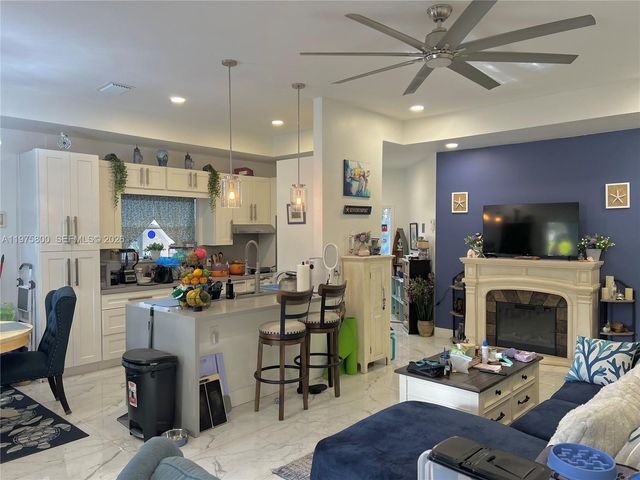 8320 SW 12th street, Pembroke Pines, FL 33025