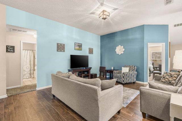 165 Summer Point Dr, St Augustine, FL 32086