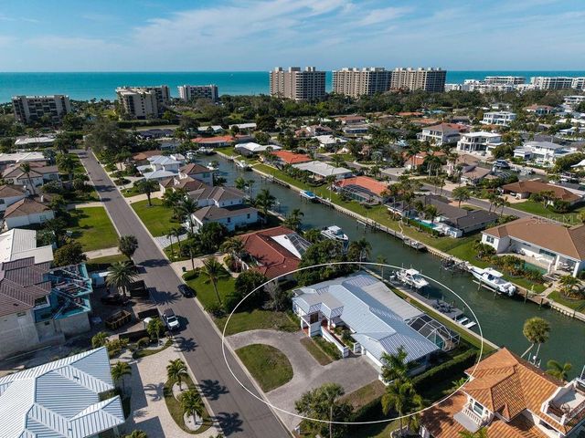 561 BIRDIE LANE, Longboat Key, FL 34228
