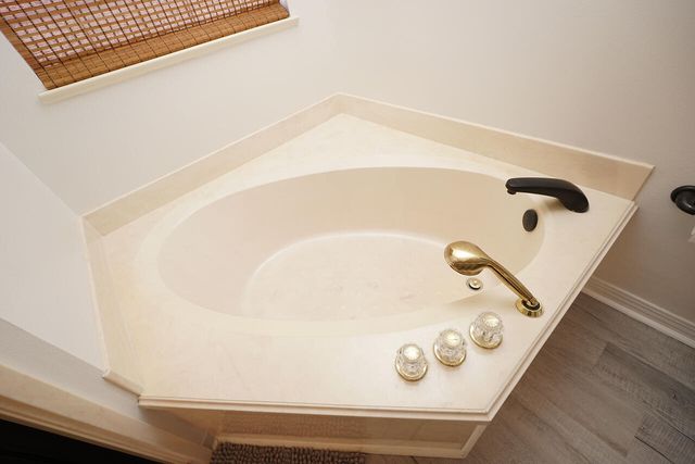 1958 Chesapeake Ridge, Fort Walton Beach, FL 32547