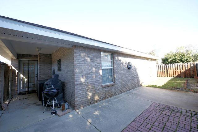 1958 Chesapeake Ridge, Fort Walton Beach, FL 32547