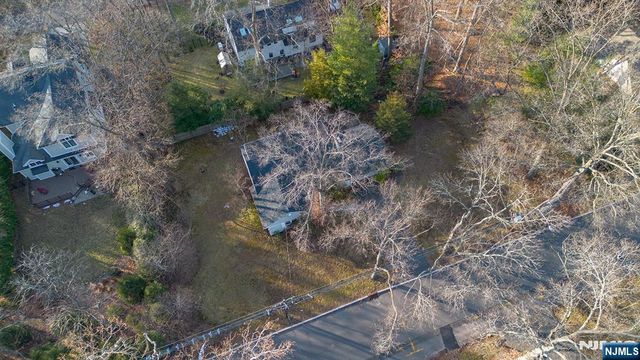 124 Valley Road, Haworth, NJ 07641