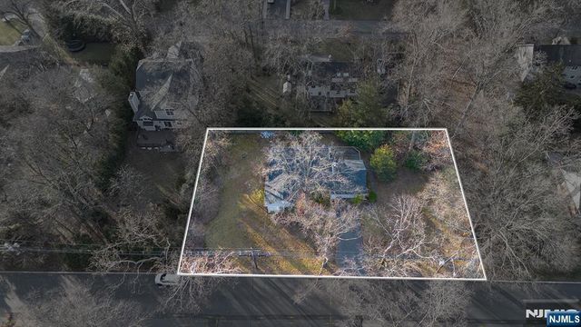 124 Valley Road, Haworth, NJ 07641