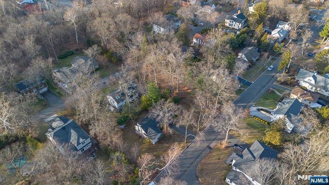 124 Valley Road, Haworth, NJ 07641