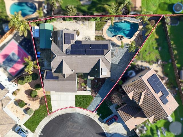 1413 Thames Ct, Plumas Lake, CA 95961