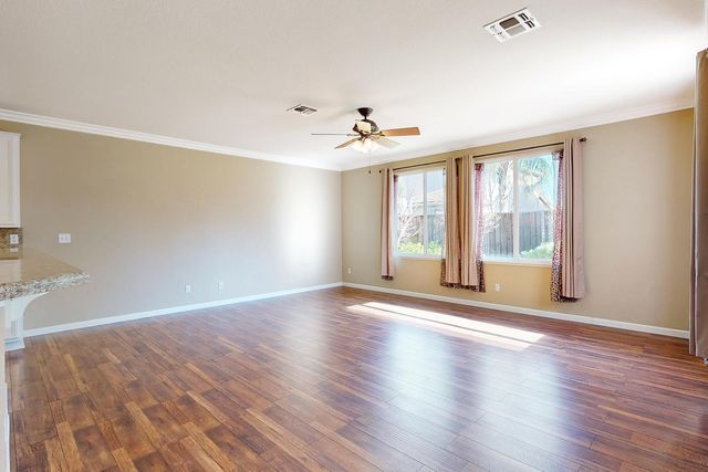 1413 Thames Ct, Plumas Lake, CA 95961