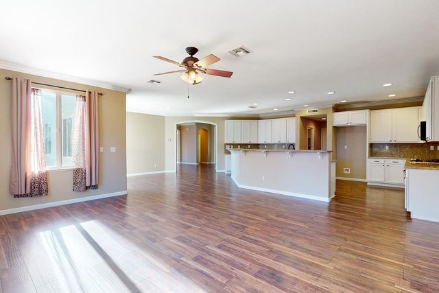 1413 Thames Ct, Plumas Lake, CA 95961