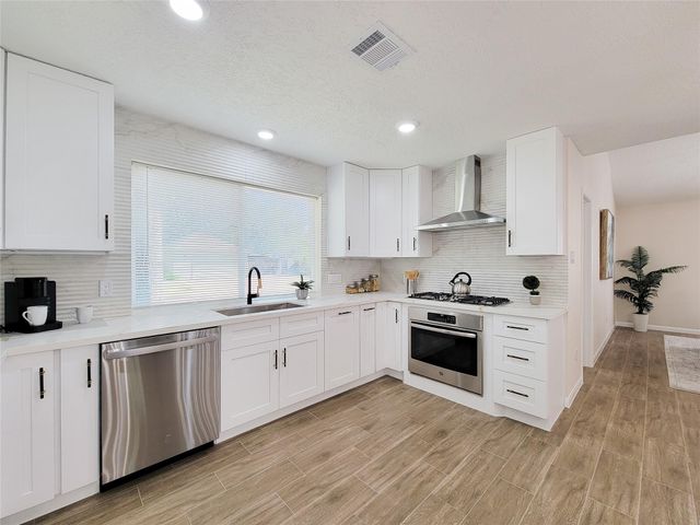 11503 Burgoyne Drive, Houston, TX 77077