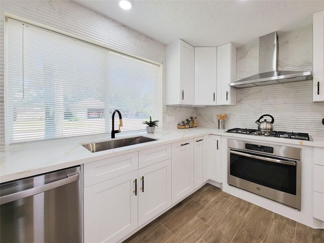 11503 Burgoyne Drive, Houston, TX 77077