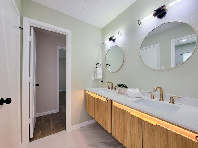 11503 Burgoyne Drive, Houston, TX 77077