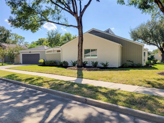 11503 Burgoyne Drive, Houston, TX 77077