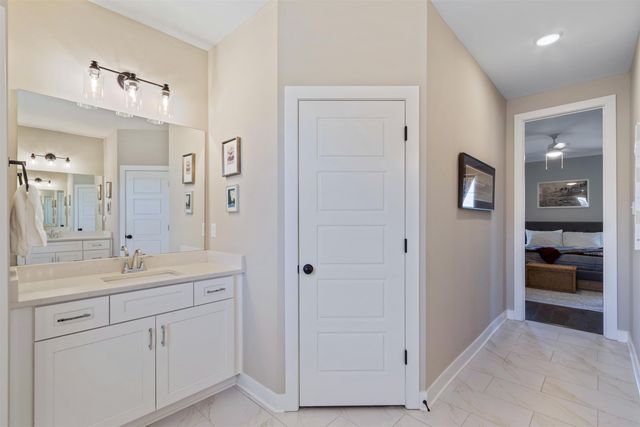 5241 MADISON VALLEY CIR, Lakeland, TN 38002