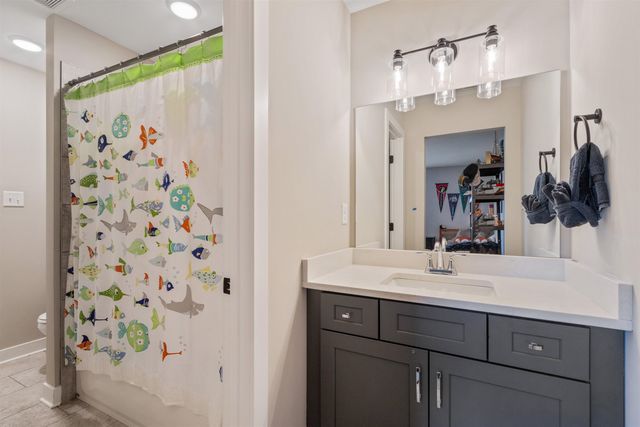 5241 MADISON VALLEY CIR, Lakeland, TN 38002