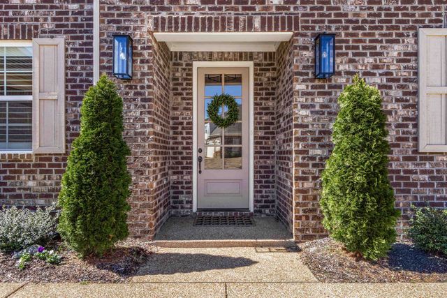 5241 MADISON VALLEY CIR, Lakeland, TN 38002