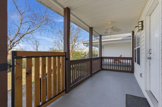 1522 22nd Ave, N, Nashville, TN 37208