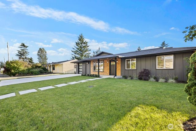 15703 117th Avenue SE, Renton, WA 98058