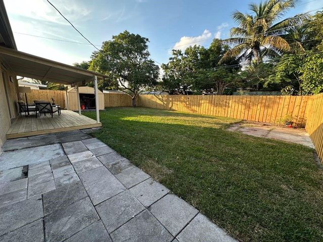 6327 SW 2nd Street, Margate, FL 33068