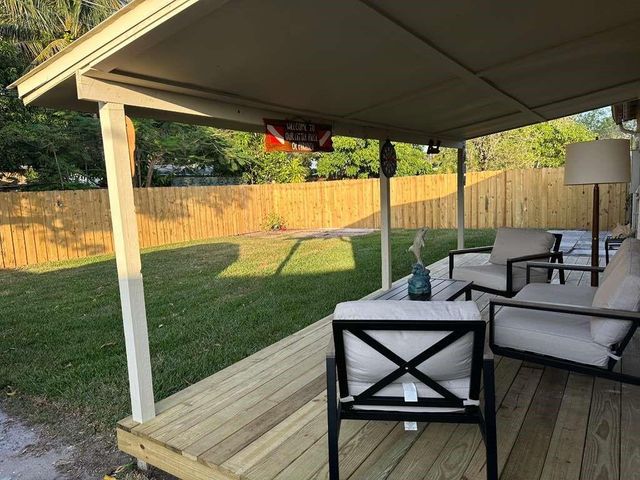 6327 SW 2nd Street, Margate, FL 33068