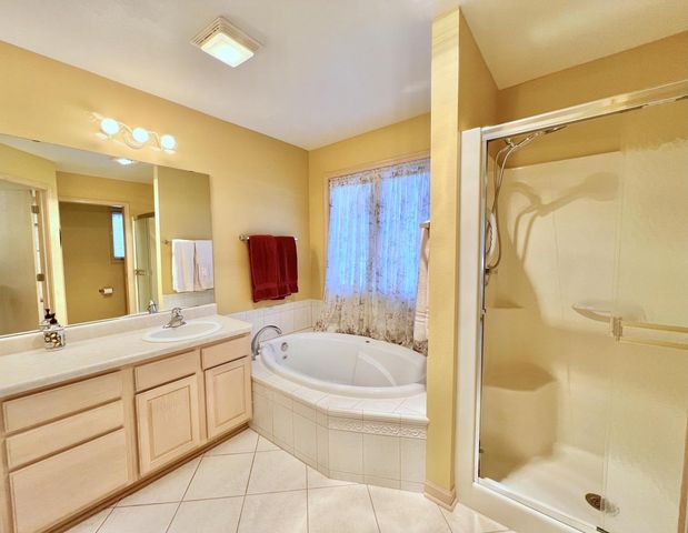 3804 Canada Goose CROSSING, Racine, WI 53403