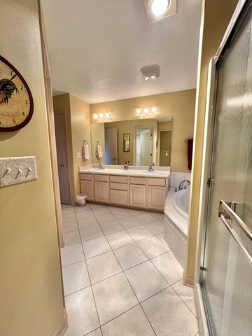 3804 Canada Goose CROSSING, Racine, WI 53403