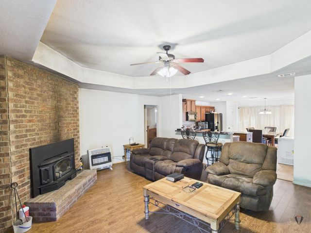 199 Joe Davis Road, Jefferson, TX 75657