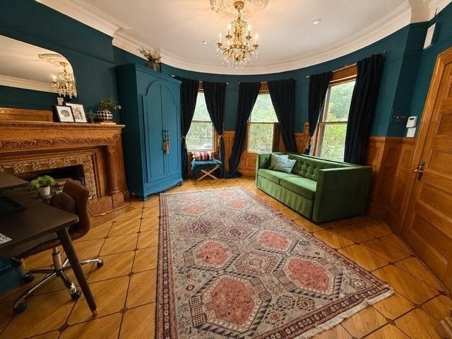 184 Commonwealth Ave 10, Boston, MA 02116