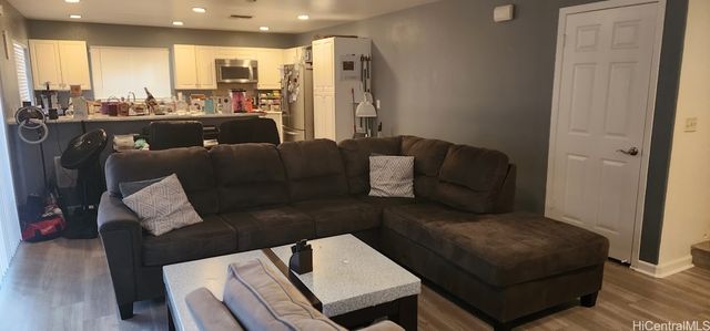 92-7049 Elele Street 8, Kapolei, HI 96707