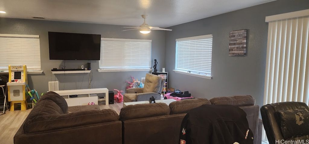 92-7049 Elele Street 8, Kapolei, HI 96707