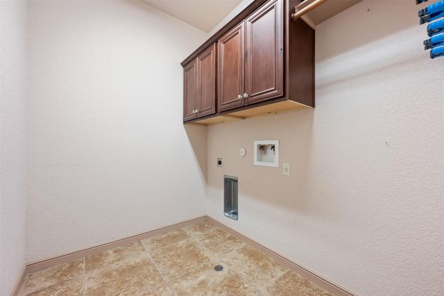 608 Algerita DR, Georgetown, TX 78628