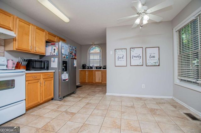 2421 Burnside Place, Villa Rica, GA 30180