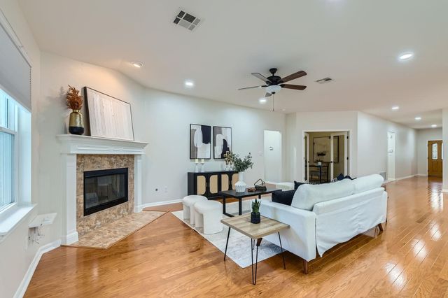 9508 Castle Pines DR, Austin, TX 78717