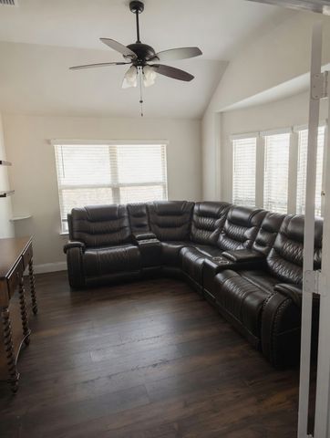 1843 Tuscany Drive, Mclendon Chisholm, TX 75032
