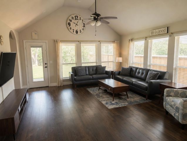1843 Tuscany Drive, Mclendon Chisholm, TX 75032