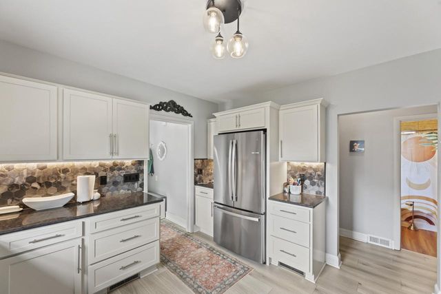 9009 Cold Spring ROAD, Greenfield, WI 53228