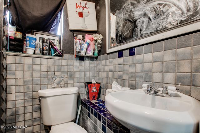 419 W Palmdale Street, Tucson, AZ 85714