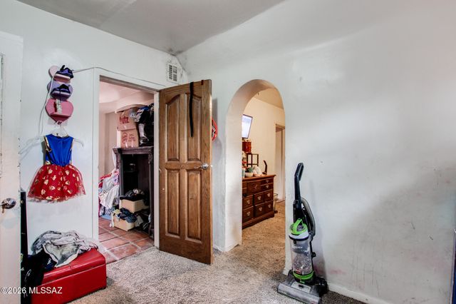 419 W Palmdale Street, Tucson, AZ 85714