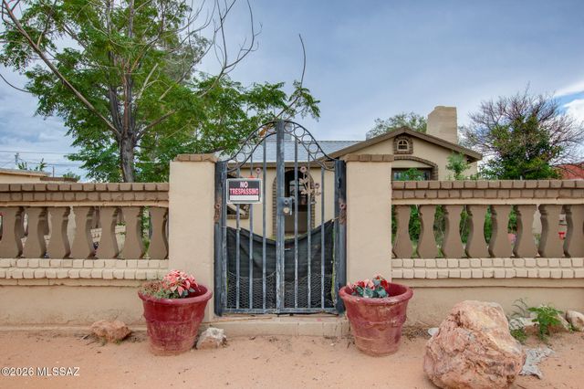 419 W Palmdale Street, Tucson, AZ 85714