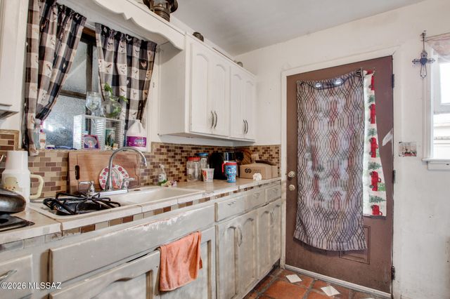 419 W Palmdale Street, Tucson, AZ 85714
