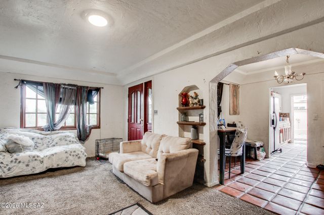 419 W Palmdale Street, Tucson, AZ 85714