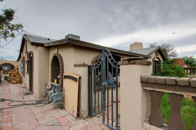 419 W Palmdale Street, Tucson, AZ 85714