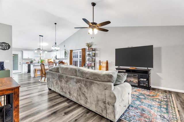 3548 Cardinal Crossing Boulevard, Granite City, IL 62040