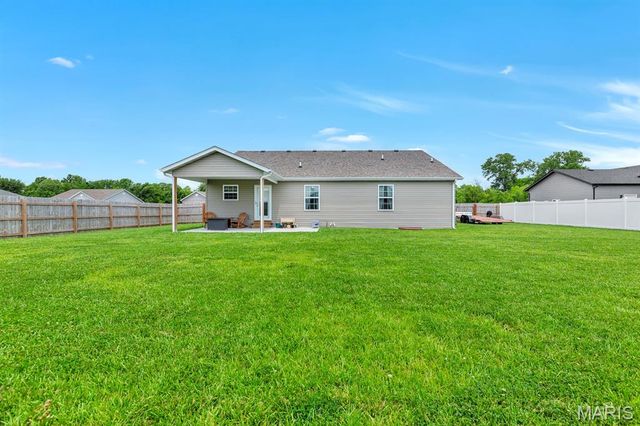 3548 Cardinal Crossing Boulevard, Granite City, IL 62040