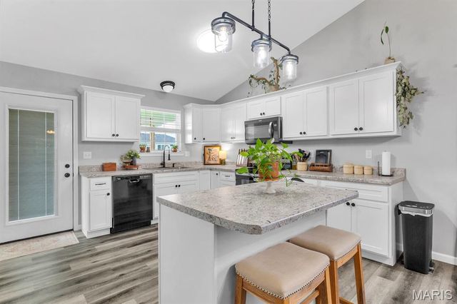 3548 Cardinal Crossing Boulevard, Granite City, IL 62040