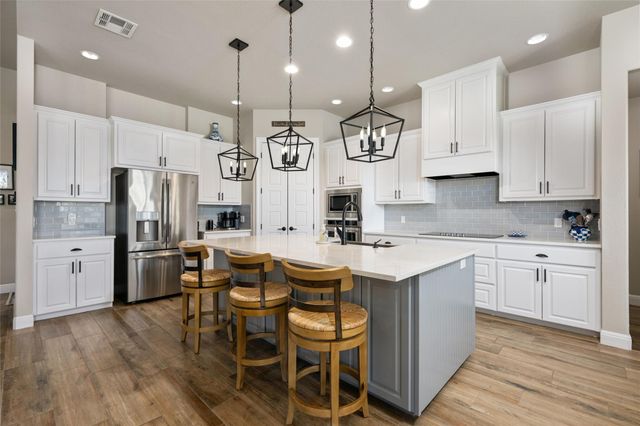 105 Stag Leap CT, Liberty Hill, TX 78642